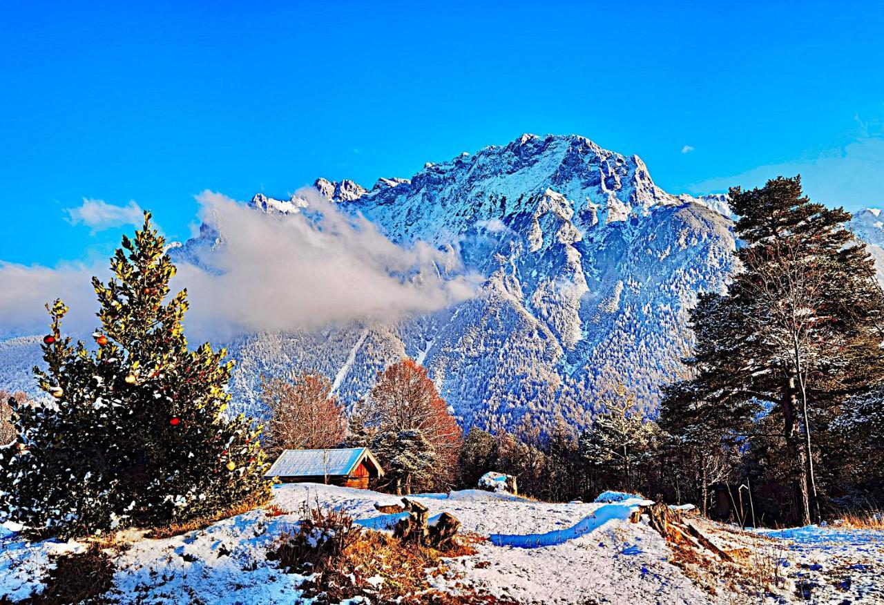 Pension Karner Bed and Breakfast Mittenwald Exteriör bild