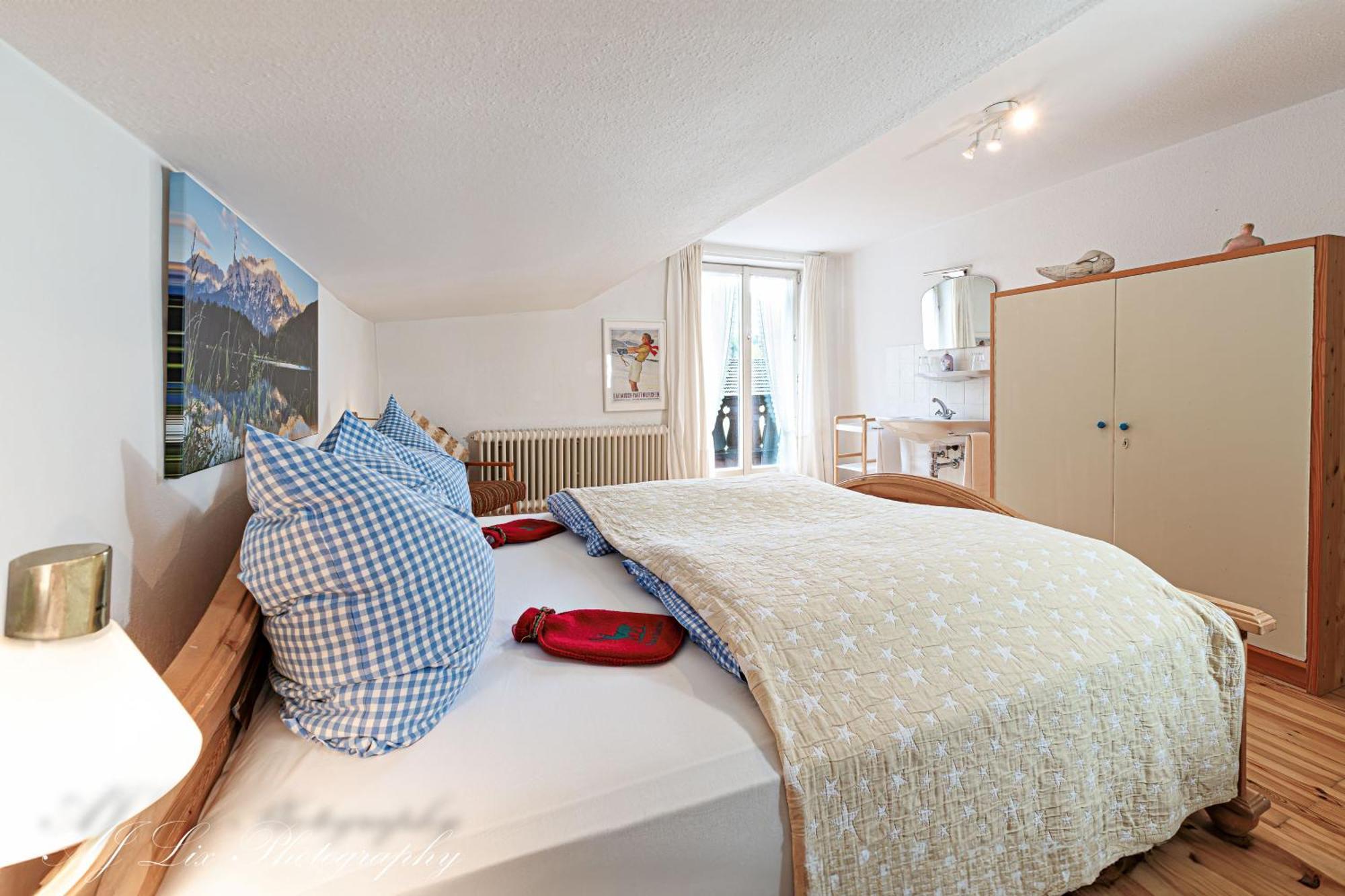 Pension Karner Bed and Breakfast Mittenwald Exteriör bild